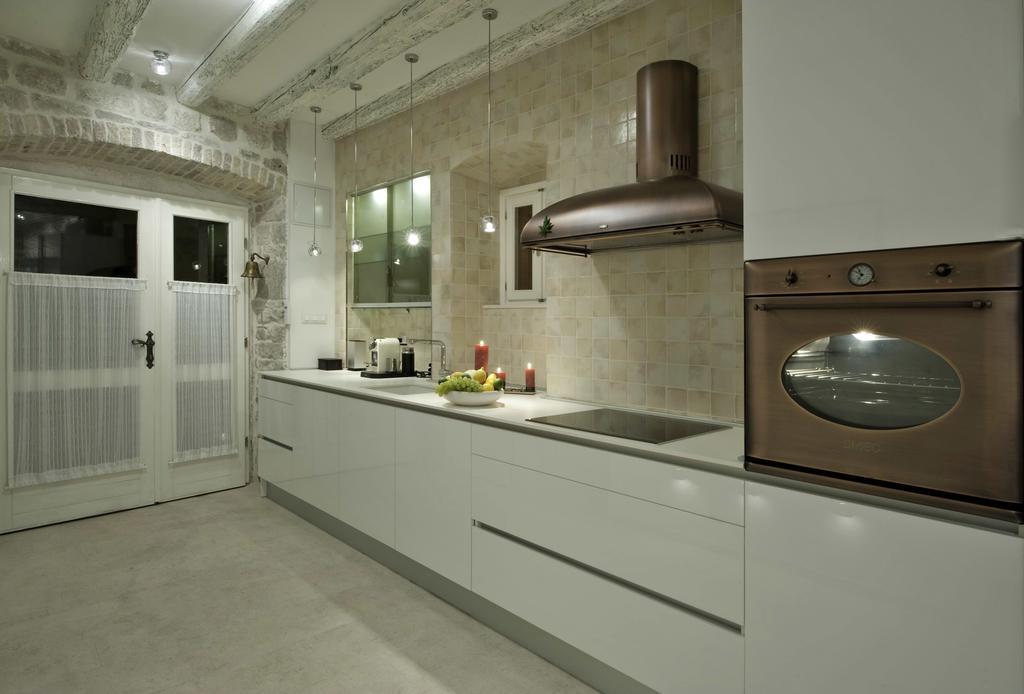 Apartment Whooart คอมีชา ภายนอก รูปภาพ