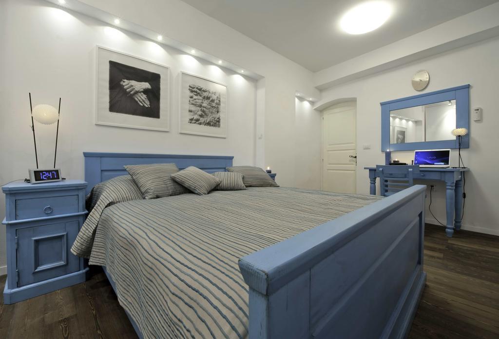 Apartment Whooart คอมีชา ภายนอก รูปภาพ